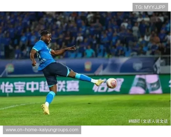 奥斯卡因心脏问题或提前退役，足坛震动