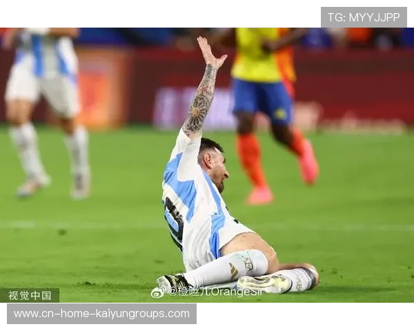 决赛结束瞬间,梅西好友难忍情绪泪洒边线 决赛结束瞬间,梅西好友难忍情绪泪洒边线