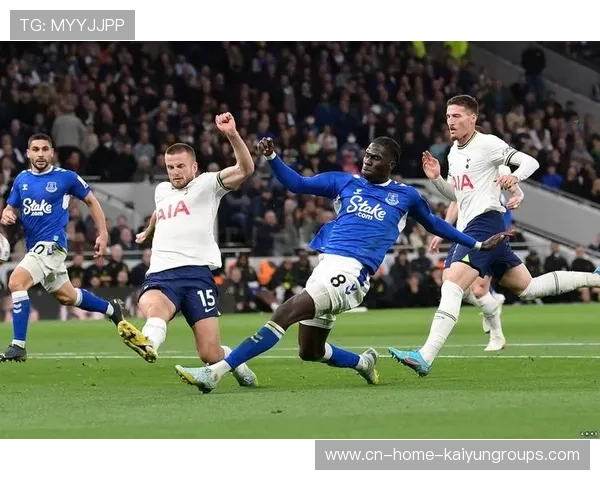 多特蒙德前场推进速度拉满 多特蒙德前场推进速度拉满