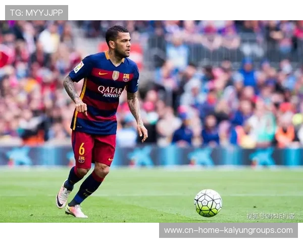 拉莫斯禁区争顶再次展现统治力，足坛传奇再度回归